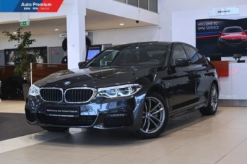 BMW Seria 5 G30-G31 Limuzyna 520d 190KM 2019 BMW Seria 5 xDriveAdaptacyjne Reflektory LEDSkorzana Kierownica M 2.0, zdjęcie 2