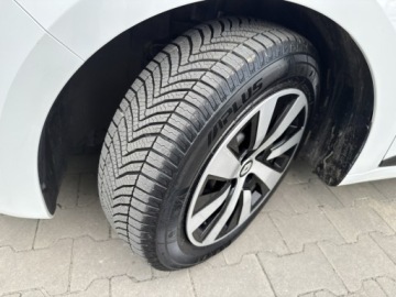 Renault Clio V Hatchback 5d 1.0 TCE 100 LPG 100KM 2023 Renault Clio 1.0 100KM Benzyna LPG fabryczne Przebieg 58 tys km NOWE A, zdjęcie 7