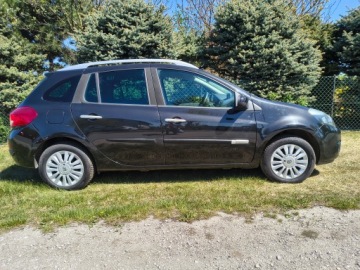 Renault Clio III Hatchback 5d Phase II 1.2 TCe 16v 100KM 2011 Renault Clio 1,2 TCE 74kw, zdjęcie 1