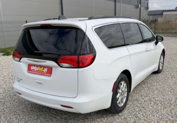 Chrysler Voyager V 2020 Chrysler Voyager 3.6 BENZ 291 KM 2020r 117.000 km Warszawa 3.6 291KM, zdjęcie 4