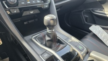 Honda Civic X Hatchback 5d 1.0 VTEC TURBO 126KM 2019 Honda Civic biala perla 1,0 i-vtec ledy duza navi, zdjęcie 13