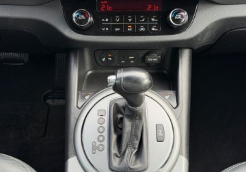 Kia Sportage III SUV Facelifting 2.0 CRDi 184KM 2015 Kia Sportage 2,0 184KM AWD AUTOMAT Navi XENON KeyLess Kamera Bezwypadkowy, zdjęcie 19