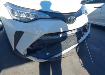 Toyota C-HR I 2021 Toyota C-HR XLE, od ubezpieczalni 2.0 Benzyna 144KM, zdjęcie 2