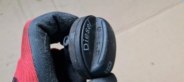 Q5 8R ZÁCPA  PLNĚNÍ PALIVA DIESEL A7 4G A4 B8 A5