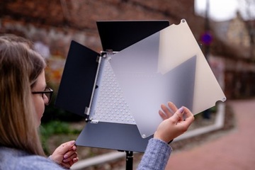 Светодиодная лампа Newell RGB Vividha Effect 60 Вт 2700-10000K FX APP