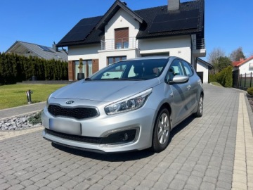 Kia Ceed II Hatchback 5d Facelifting 1.6 GDI 135KM 2016 Kia Ceed 1.6 benzyna AUTOMAT, zarejestrowany w Pl