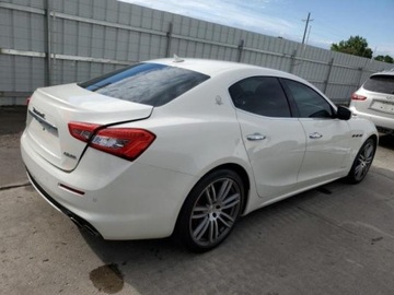 Maserati Ghibli III 2019 Maserati Ghibli 2019 S 3.0l 3.0 Benzyna 424KM, zdjęcie 3