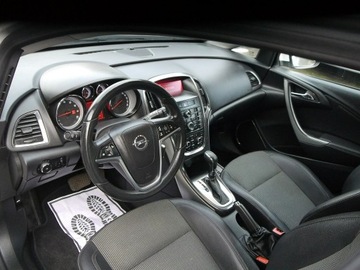 Opel Astra J Sports Tourer 1.4 Turbo ECOTEC 140KM 2011 Opel Astra 1.4t Xenon Stan b.dobry Gwarancja 12mc, zdjęcie 14