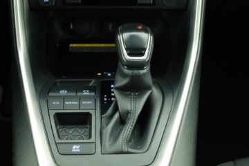 Toyota RAV4 V SUV 2.5 Hybrid Dynamic Force 218KM 2021 Toyota RAV 4 2.5 Hybrid, Salon Polska, zdjęcie 13