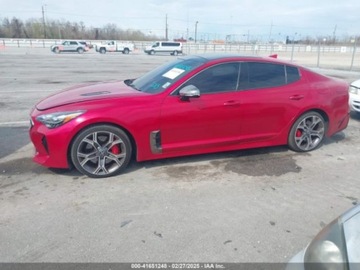 Kia Stinger Liftback 3.3 T-GDi 366KM 2018 Kia Stinger GT2 2018 3.3l 3.3 Benzyna 365KM, zdjęcie 2
