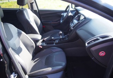Ford Focus III Kombi Facelifting 1.0 EcoBoost 125KM 2016 Ford Focus 1,0 Benz. 125 KM, Titanium, Bardzo Zadbany Benzyna 125KM, zdjęcie 11