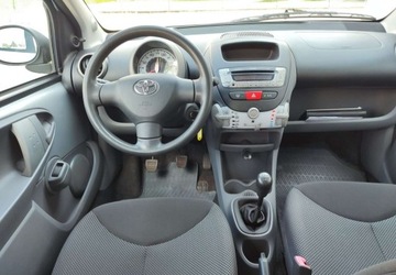 Toyota Aygo I Hatchback 3d 1.0 VVT-i 68KM 2009 Toyota Aygo Toyota Aygo I Klima ,serwis ,lift Benzyna 68KM, zdjęcie 8