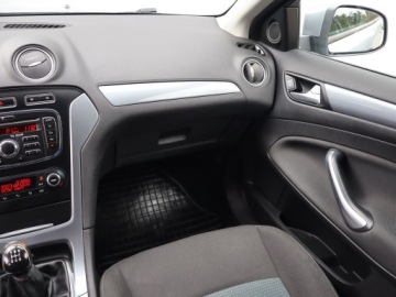 Ford Mondeo IV Hatchback 2.0 Duratec Flexifuel 145KM 2012 Ford Mondeo 2.0 16V, Salon Polska, Klima, zdjęcie 7