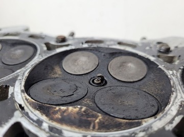 HONDA CBR 1000RR SC57 ГОЛОВКА ЦИЛИНДРА