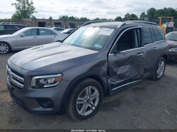 Mercedes GLB 2021 Mercedes-Benz GLB 250 4Matic 2021 2.0l 2.0 Benzyna 221KM, zdjęcie 1