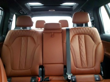BMW X7 2025 BMW X7 2025 BMW X7 M60i , od ubezpieczalni 4.4 Benzyna 523KM, zdjęcie 10