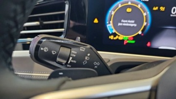 Volkswagen Passat B8 Variant Facelifting 2.0 TDI SCR 150KM 2025 Volkswagen Passat Variant Business Plus 2.0 TDI DSG7Side AssistNawigacjaFo, zdjęcie 15