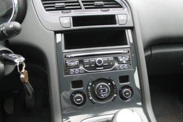 Peugeot 5008 I Minivan Facelifting 1.6 BlueHDi 120KM 2016 Peugeot 5008 ROK 2016 POJ 1,6 120 KM, zdjęcie 15