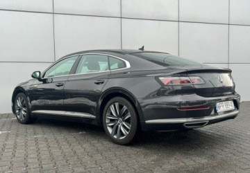 Volkswagen Arteon Fastback Facelifting 2.0 TSI 190KM 2022 Volkswagen Arteon Automat Navi Virtual Grzana fotele przodtyl 190 Koni, zdjęcie 8