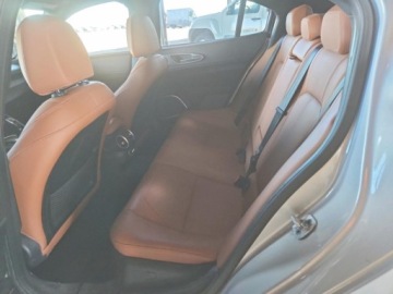 Alfa Romeo Giulia II 2022 Alfa Romeo Giulia 2022r., Super, 2.0L, od ubezpieczalni 2.0 Benzyna 284KM, zdjęcie 8