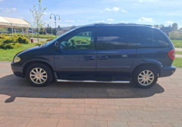 Chrysler Voyager IV 2004 Chrysler Voyager 7 Osobowy 2.8 Diesel 150KM, zdjęcie 2