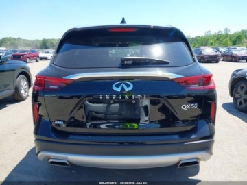 Infiniti QX50 2021 Infiniti QX50 Essential Awd 2021 2.0 Benzyna 268KM, zdjęcie 3