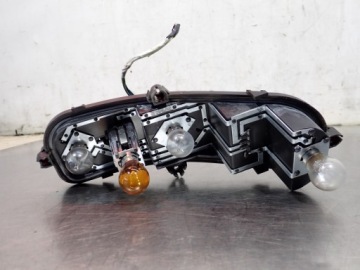 ВСТАВКА ПРАВОГО ЗАДНЕГО ФОНАРЯ FORD KA MK2