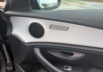 Mercedes Klasa E W213 Limuzyna Facelifting 2.0 E220d 194KM 2021 Mercedes-Benz Klasa E 2.0Cdi AMG Full Led 57.000 km 2.0 Diesel 194KM, zdjęcie 17