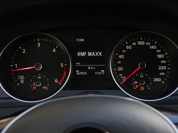 Volkswagen Passat B8 Variant 1.6 TDI BlueMotion SCR 120KM 2017 VW Passat 1.6 TDI, Klima, Klimatronic, Parktronic, zdjęcie 10