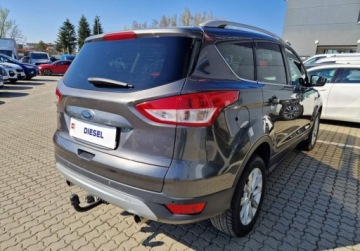 Ford Kuga II SUV 2.0 TDCi 150KM 2016 Ford Kuga 2.0 TDCi 150KM 4x4 Titanium FV Marza 2.0 Diesel 149KM, zdjęcie 5