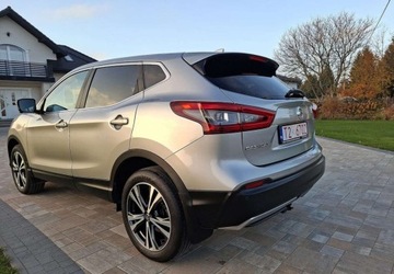 Nissan Qashqai II Crossover 1.6 DIG-T 163KM 2017 Nissan Qashqai Nissan Qashqai 1.6 DIG-T N-Connecta 1.6 Benzyna 163KM, zdjęcie 4