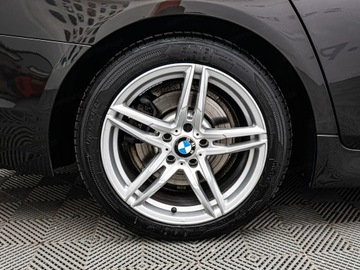 BMW Seria 5 F10-F11 Touring Facelifting 520d 190KM 2015 BMW Seria 5 520d xDrive Combi 2.0 190KM 2015, zdjęcie 31