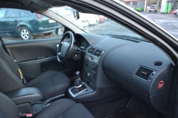 Ford Mondeo III Sedan 2.5 170KM 2003 Ford Mondeo BEMOWO 2.5 bENZYNA, 2003 rok produkcji KOMIS TYSIAK, zdjęcie 6