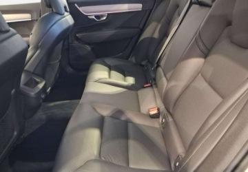 Volvo S90 II 2022 Volvo S90 VAT 23 Momentum Pro 2.0 B4 197KM automat 2022 r., salon PL, I wl., zdjęcie 9