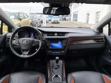 Toyota Avensis III Sedan Facelifting 2015 1.8 Valvematic 147KM 2016 Toyota Avensis 1.8 Premium MS III (2009-) 1.8 Prem, zdjęcie 9