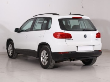 Volkswagen Tiguan I SUV Facelifting 2.0 TDI CR DPF BlueMotion 110KM 2015 VW Tiguan 2.0 TDI, Klima, Tempomat, Parktronic, zdjęcie 3