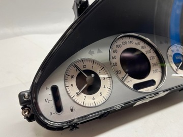 MERCEDES E TŘÍDA A211 W211 INDIKÁTOR PŘÍSTROJOVÁ DESKA BUDÍKY A2115405448
