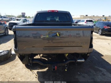 Toyota Tundra II 2018 Toyota Tundra 1794 5.7l V8 2018 5.7 Benzyna 381KM, zdjęcie 3