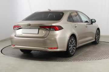 Toyota Corolla XII Sedan 1.5 VVT-i 125KM 2021 Toyota Corolla 1.5 VVT-i, Salon Polska, zdjęcie 4
