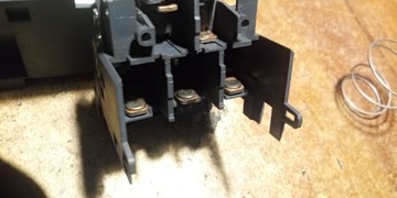 LC1D12 Релейный контактор Schneider 230В 25А