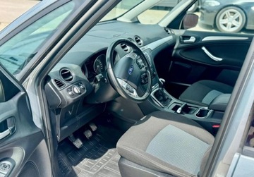 Ford Galaxy III Van Facelifting 2.0 Duratec 145KM 2012 Ford Galaxy 2.0 benzyna 145KM Titanium Climatronic Grzana szyba 7 foteli, zdjęcie 24