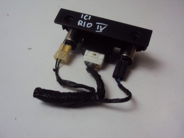 HNÍZDO AUX USB 12V KIA RIO IV