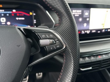 Skoda Octavia IV Kombi 2.0 TDI SCR 200KM 2022 Skoda Octavia VRS 2.0TDI 200KM 4x4 HAK, System Lig, zdjęcie 27