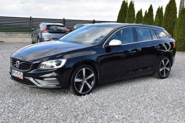 Volvo V60 I Kombi Facelifting 2.0 D4 DRIVE-E 190KM 2018 Volvo V60 2,0D4 190Km R-Design Alcantara Led Navi, zdjęcie 21