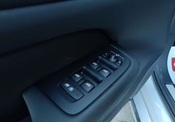 Volvo V60 II  2024 Volvo V60 2.0 398KM T6 AWD Plug-in Hybrid BLIS Kamera360 HarmanKardon ASO, zdjęcie 26