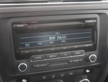 Volkswagen Jetta VI Sedan 1.2 TSI 105KM 2012 VW Jetta 1.2 TSI, Salon Polska, Serwis ASO, Klima, zdjęcie 12