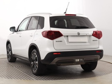 Suzuki Vitara III SUV Facelifting 1.4 BoosterJet 140KM 2019 Suzuki Vitara 1.4 BoosterJet, Salon Polska, zdjęcie 3