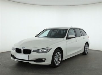 BMW Seria 3 F30-F31-F34 Touring 2.0 320d 184KM 2015 BMW 3 320 d, 181 KM, Klima, Klimatronic, zdjęcie 1