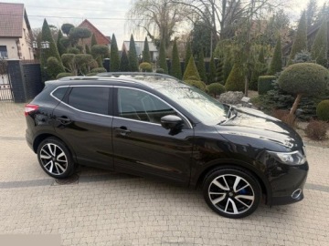 Nissan Qashqai II Crossover 1.2 DIG-T 115KM 2016 Nissan Qashqai 1.2 DIG-T Tekna Xtronic 115KM 2016r bezwypadkowy, zdjęcie 24