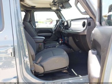 Jeep Gladiator 2024 Jeep Gladiator Willys 2024 3.6l 3.6 Benzyna 285KM, zdjęcie 9